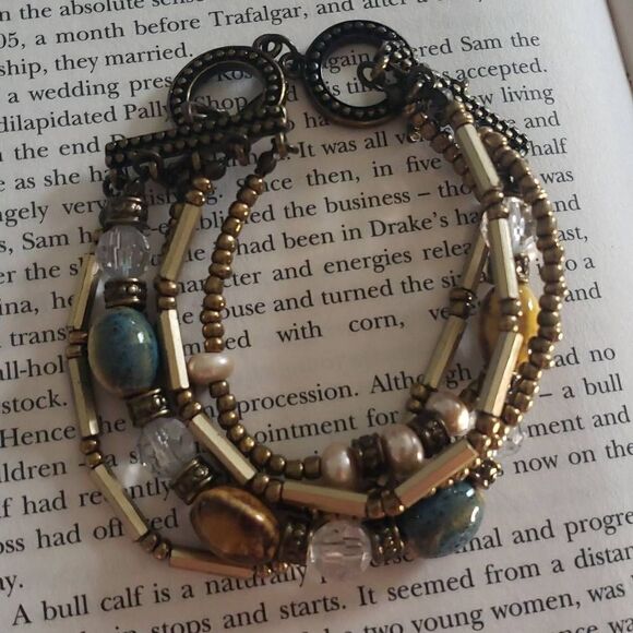 PD Premier Designs Stone Pear Seed Bead Multicolored Toggle Bracelet - Picture 10 of 10